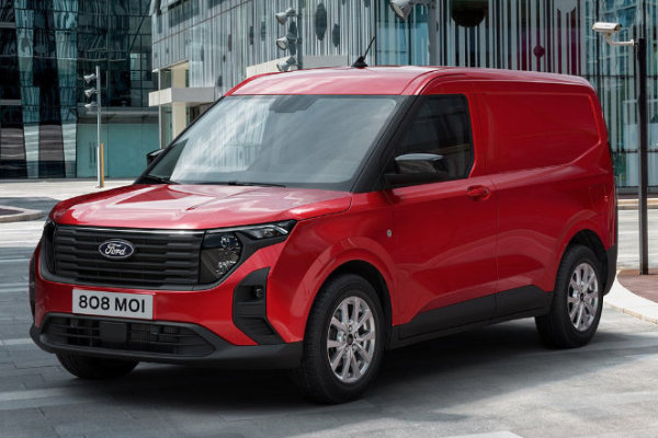 Ford Transit Courier Roter Ford Transit Courier